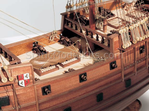  Ship model kit San Martin, Occre